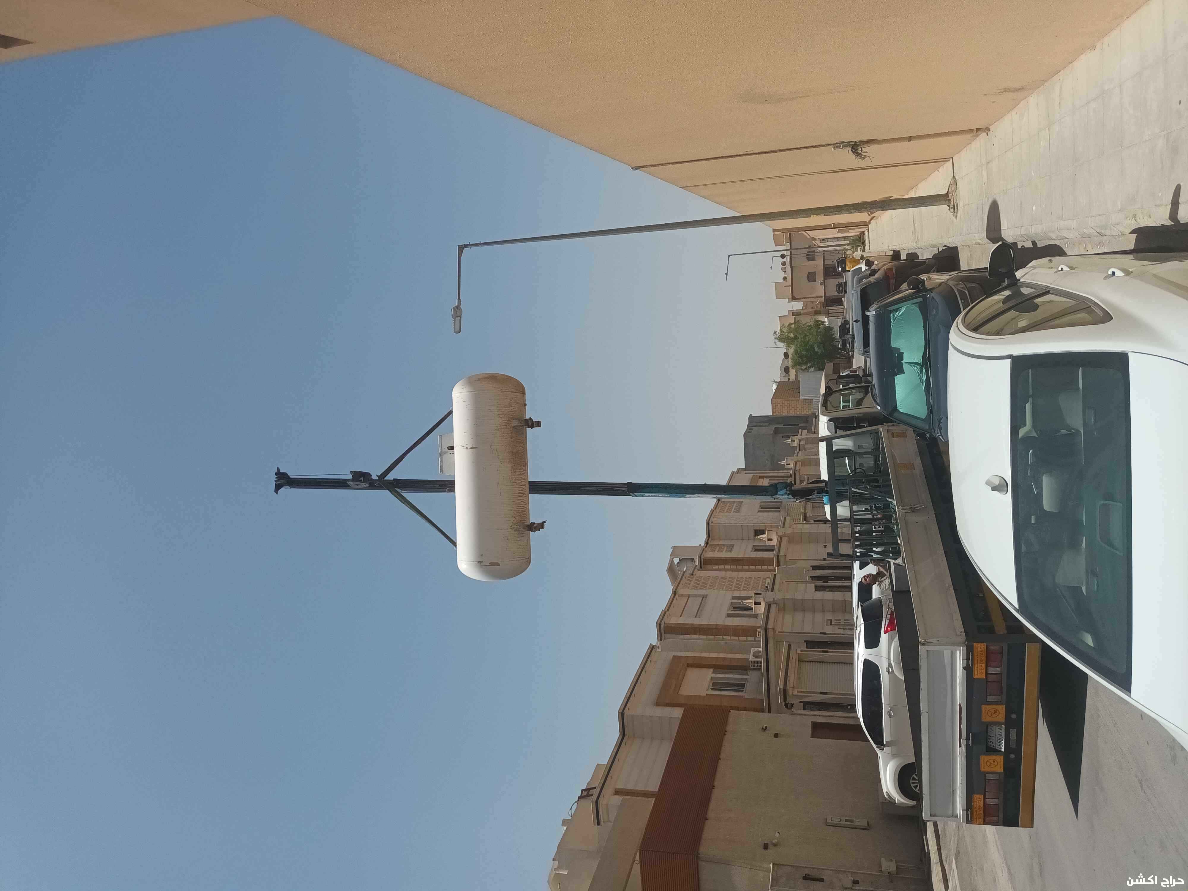 دينه ونش نقل اغراض وخزانات غاز داخل وخارج الرياض 0562836255