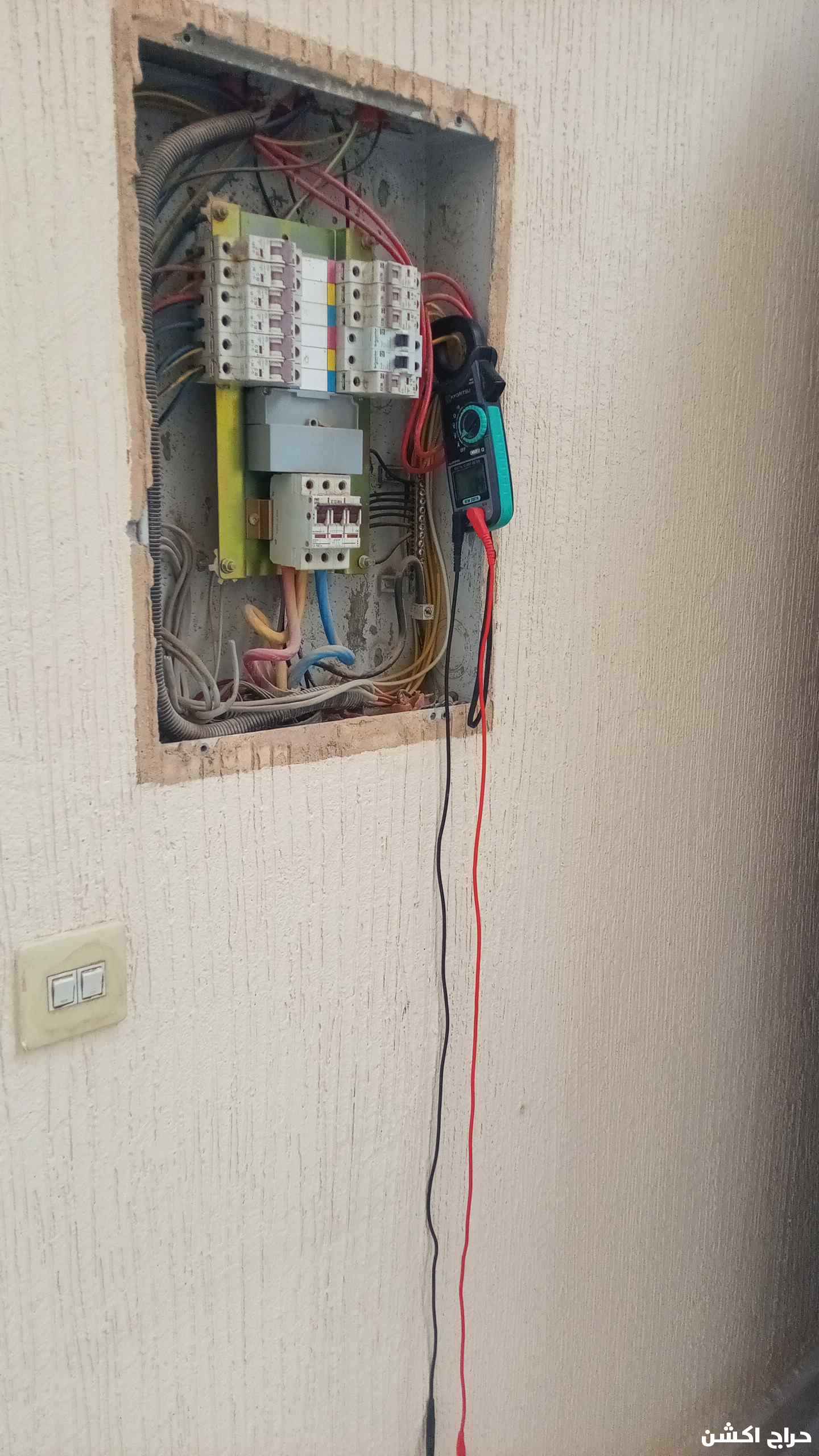كهربائي منازل متخصص 