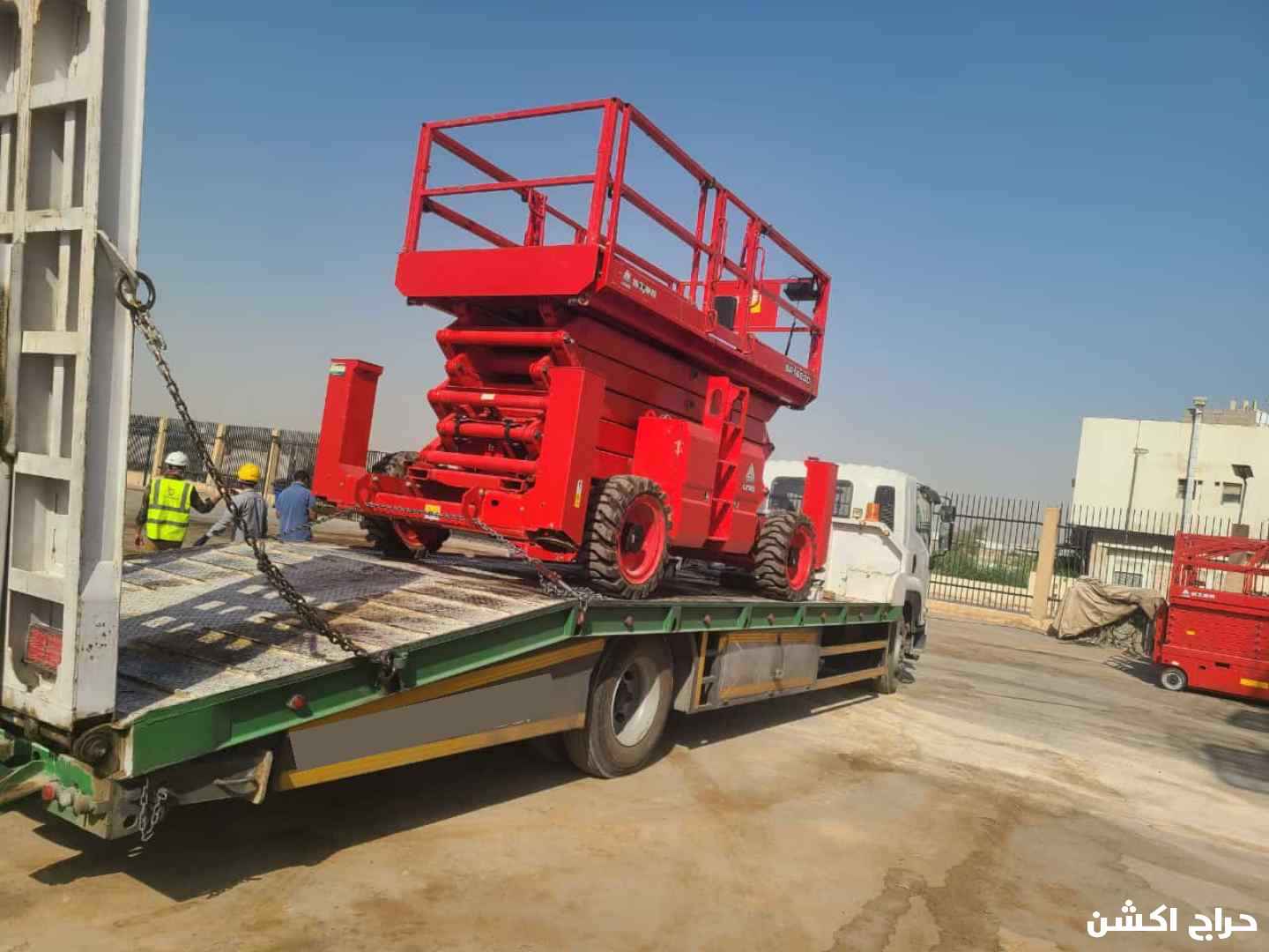 فوركلفت كرينات رافعات تيلسكوبية سيزرلفت مان لفت للايجار