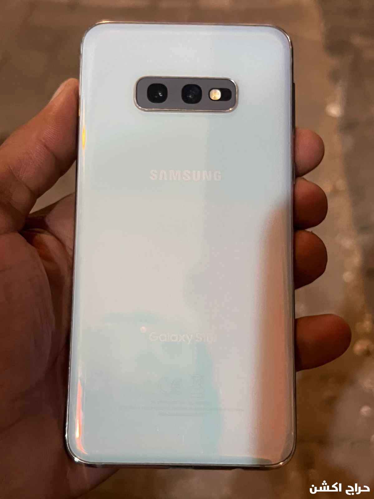 جوال سامسونج s10e شبه جديد