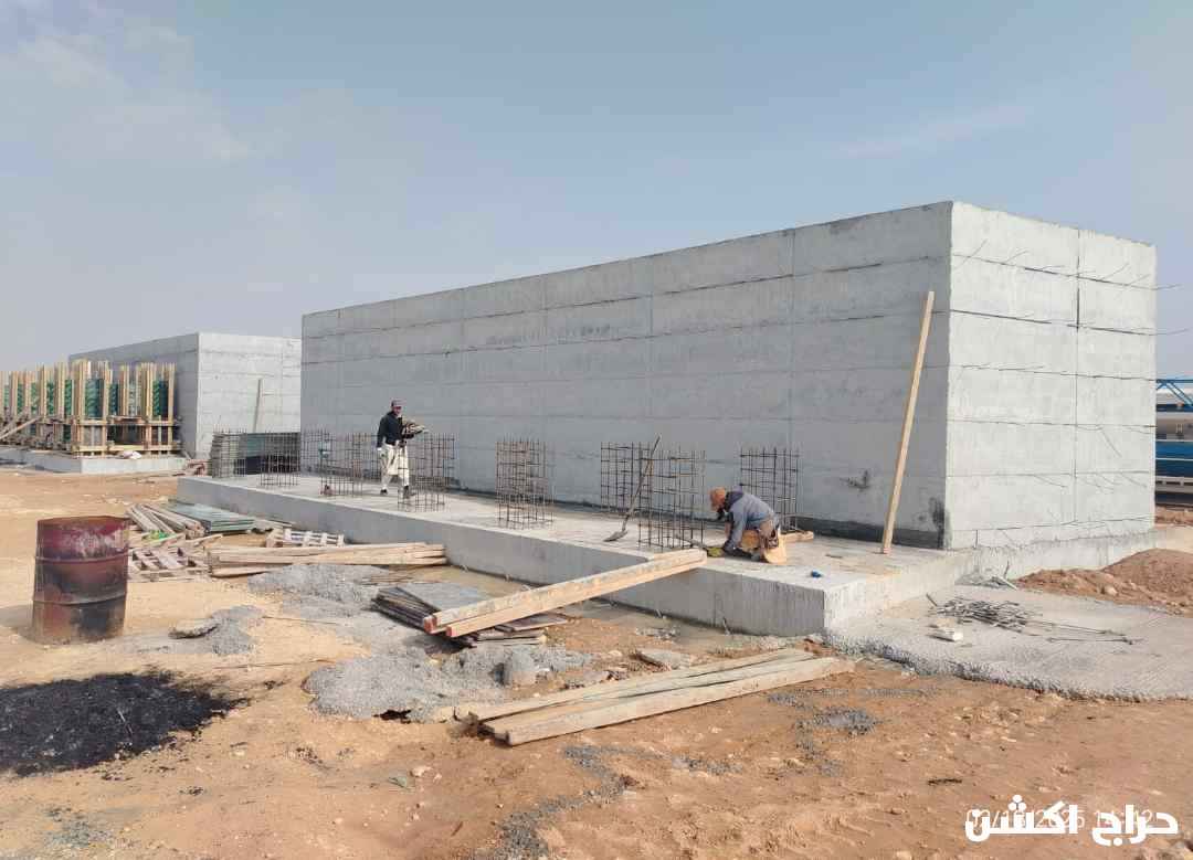 ‏شتغل أرضيات خراسانة ديكور الختام مطبوعة .ملونة شكل الون مختلفة صبة ميزانية سكريت مروحة مطعم مكاتب إستراحة مزارع ملعب حديقة موقف سيارات كوفي شاف محل شغل. ماصوليه استلام استشاري في حي  منطقه المملكة العربية السعودية 0502942157