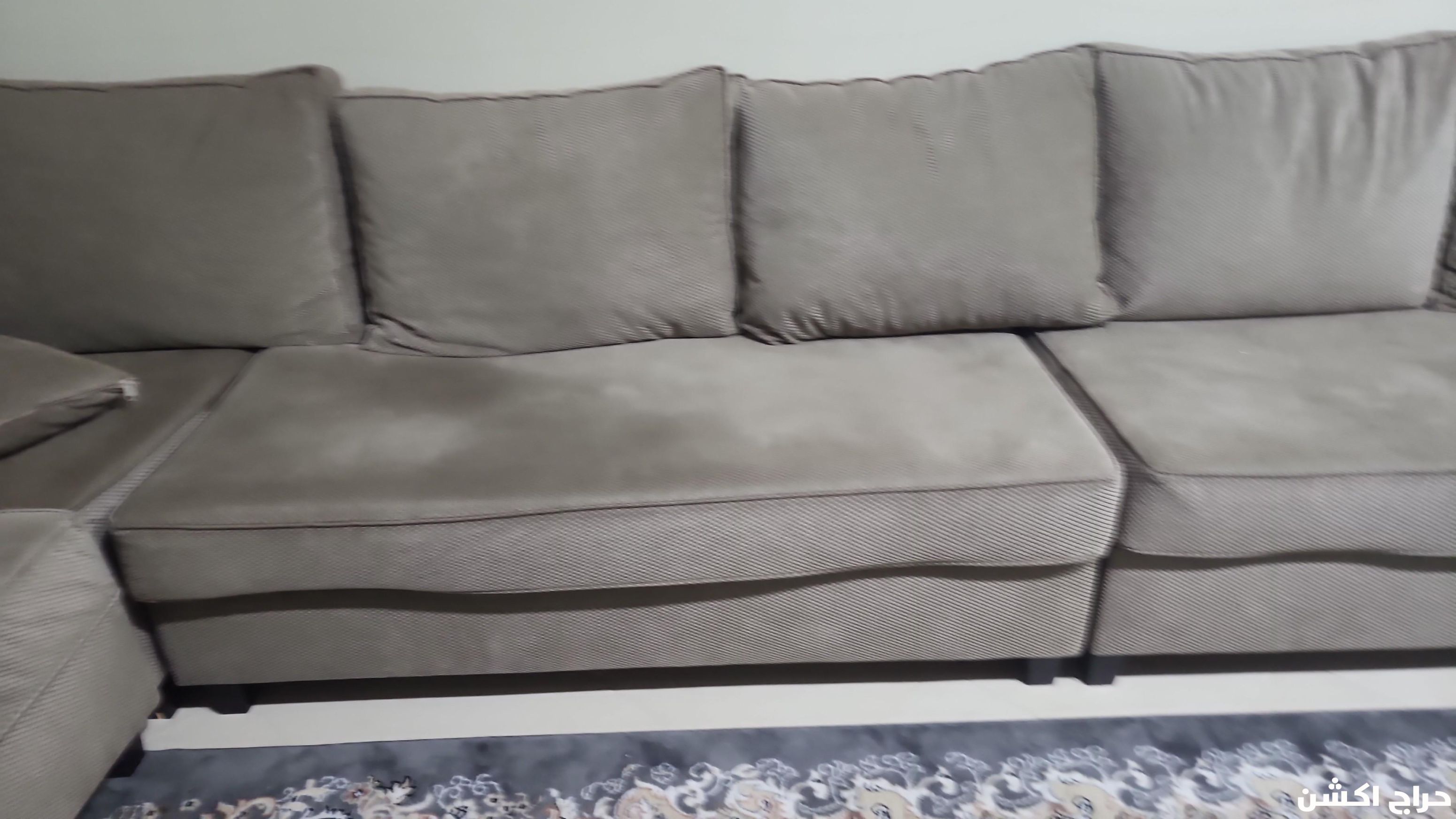 كنب مستعمل سنه نظيف وحاله ممتازة المةقع الجبيل 