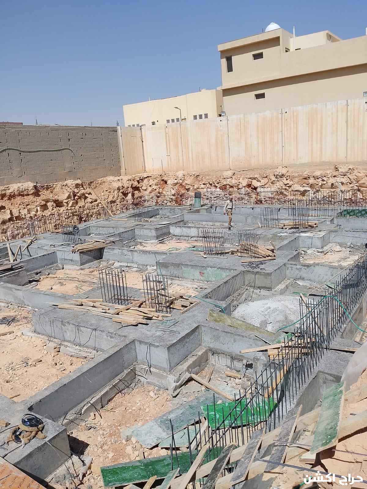 مقاول ار مسلح شغل مطبعيات دق مسمار