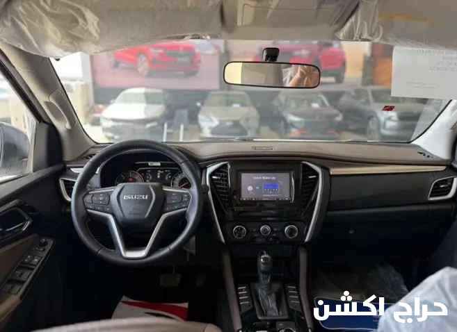 ايسوزو MUX 2024 و 2025 بسعر مميز