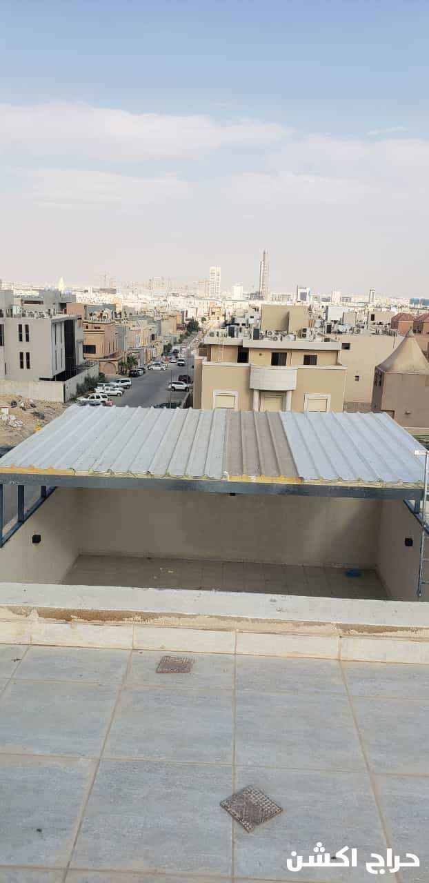 حداد مظلات وسواتر وسندويش بنل
