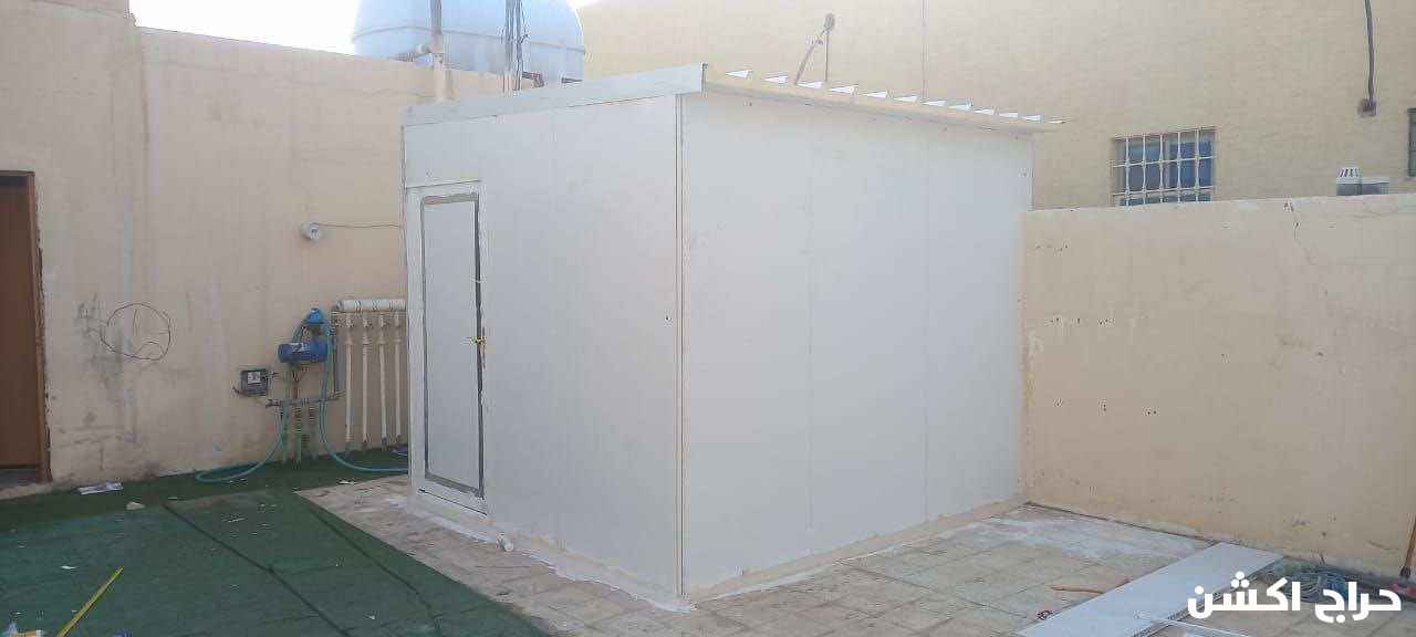 حداد مظلات وسواتر وسندويش بنل