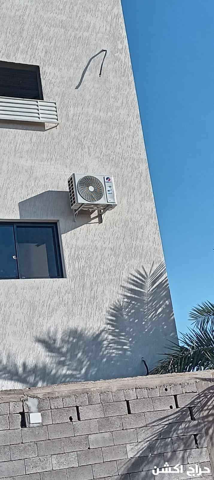 فني مكيفات الطايف فك وتركيب وصيانة وتعبيت فريون وتاسيس نحاسات وغسيل المكيفات 