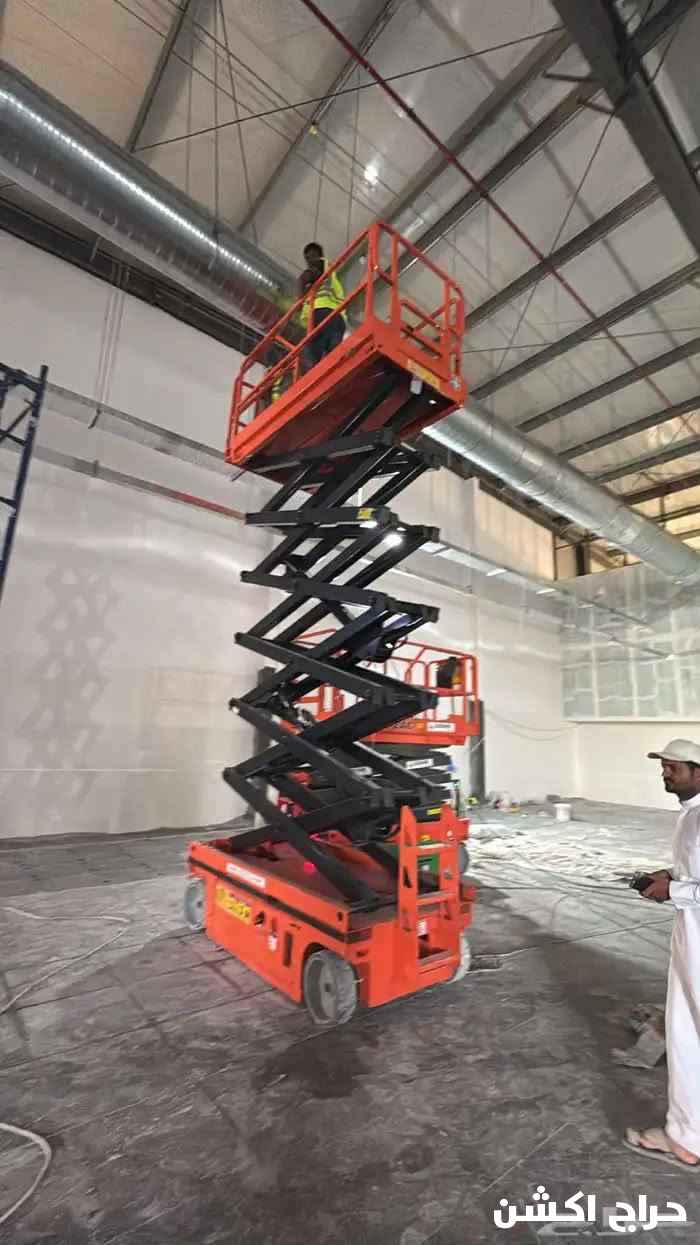 تأجير رافعة شوكية في المدينه سيزر لفت للايجار المدينة 0578601789