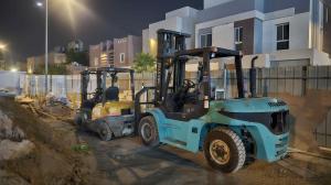 رافعه شوكيه للايجار فوركلفت forklift for rent رافعات شوكيه 