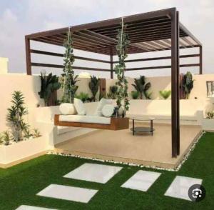 تنسيق حدائق وتصميم الشلالات 